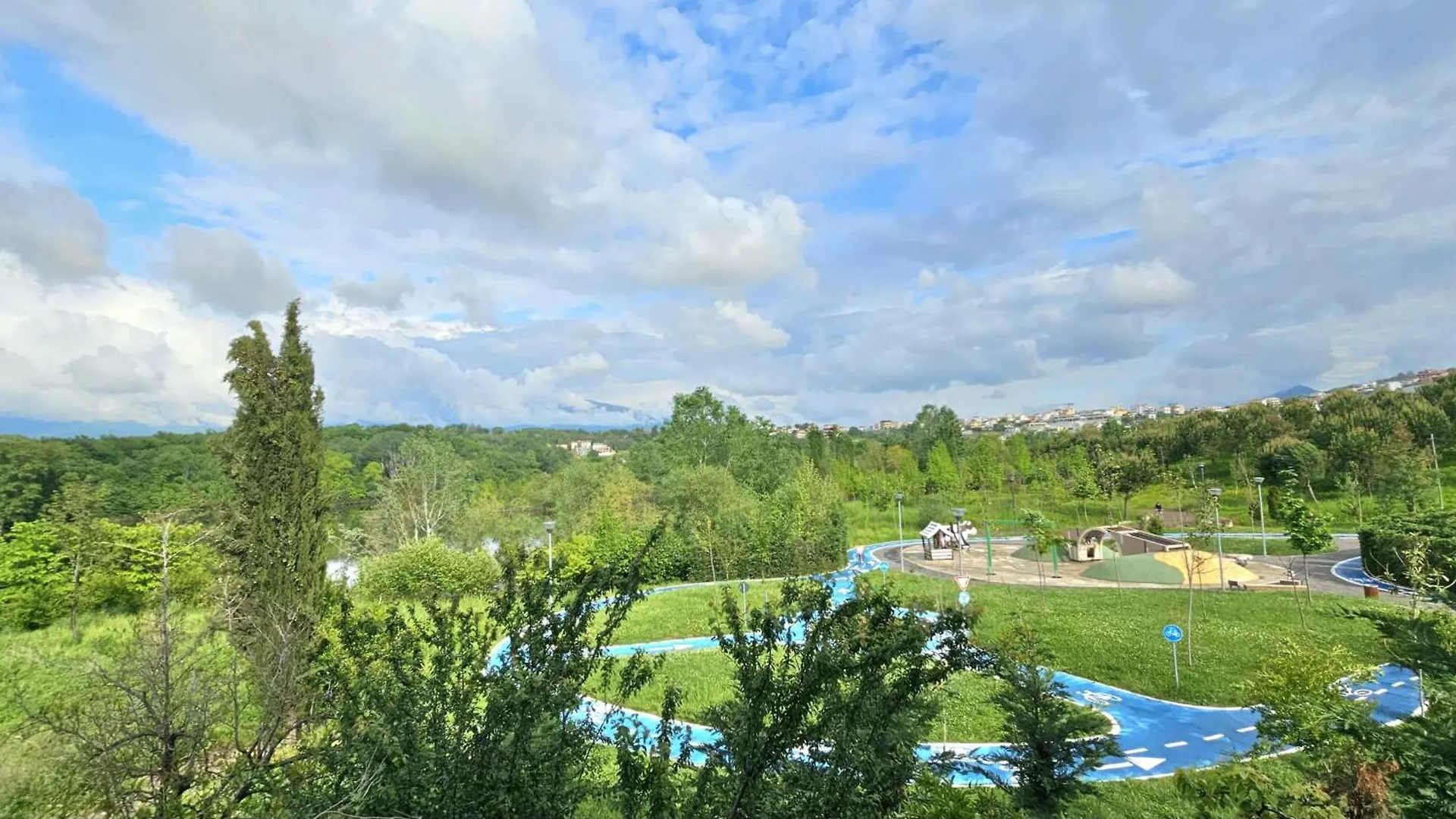 Lake Apartment Tirana